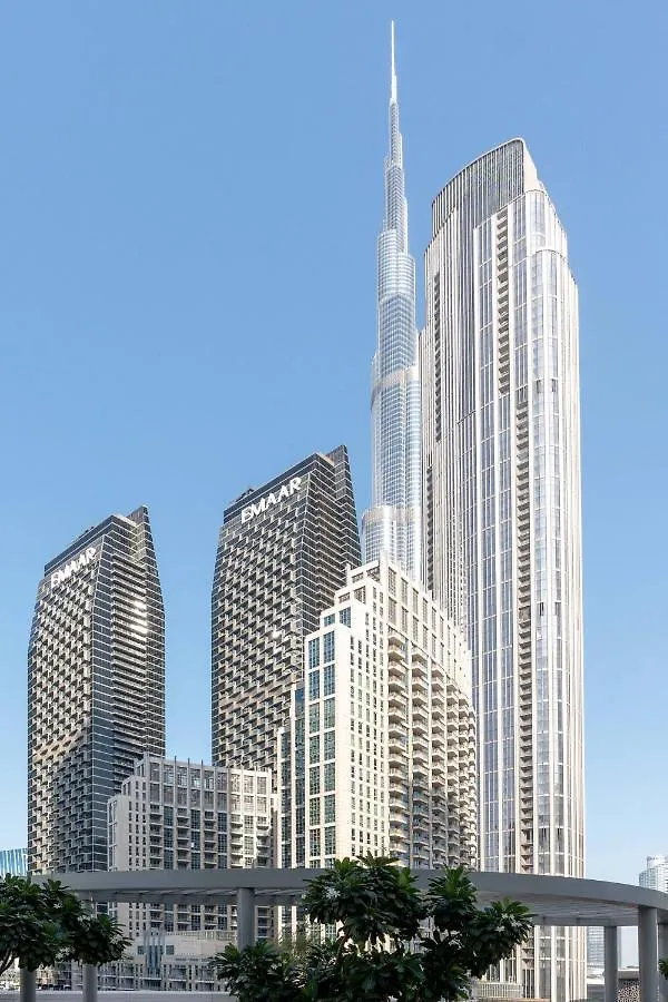 Chic 2-Bedroom Downtown Gem Dubaj 0*,