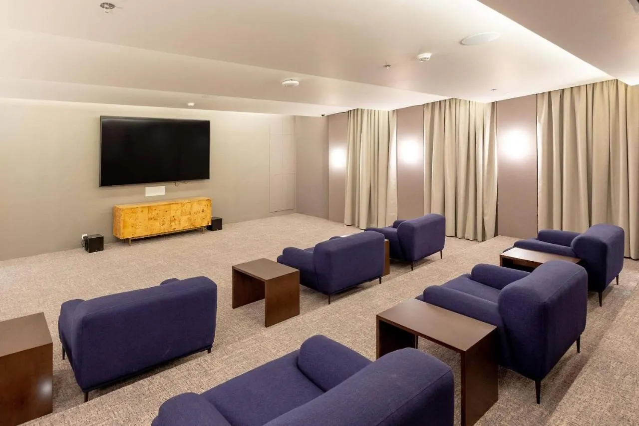 Chic 2-Bedroom Downtown Gem Dubaj Apartament