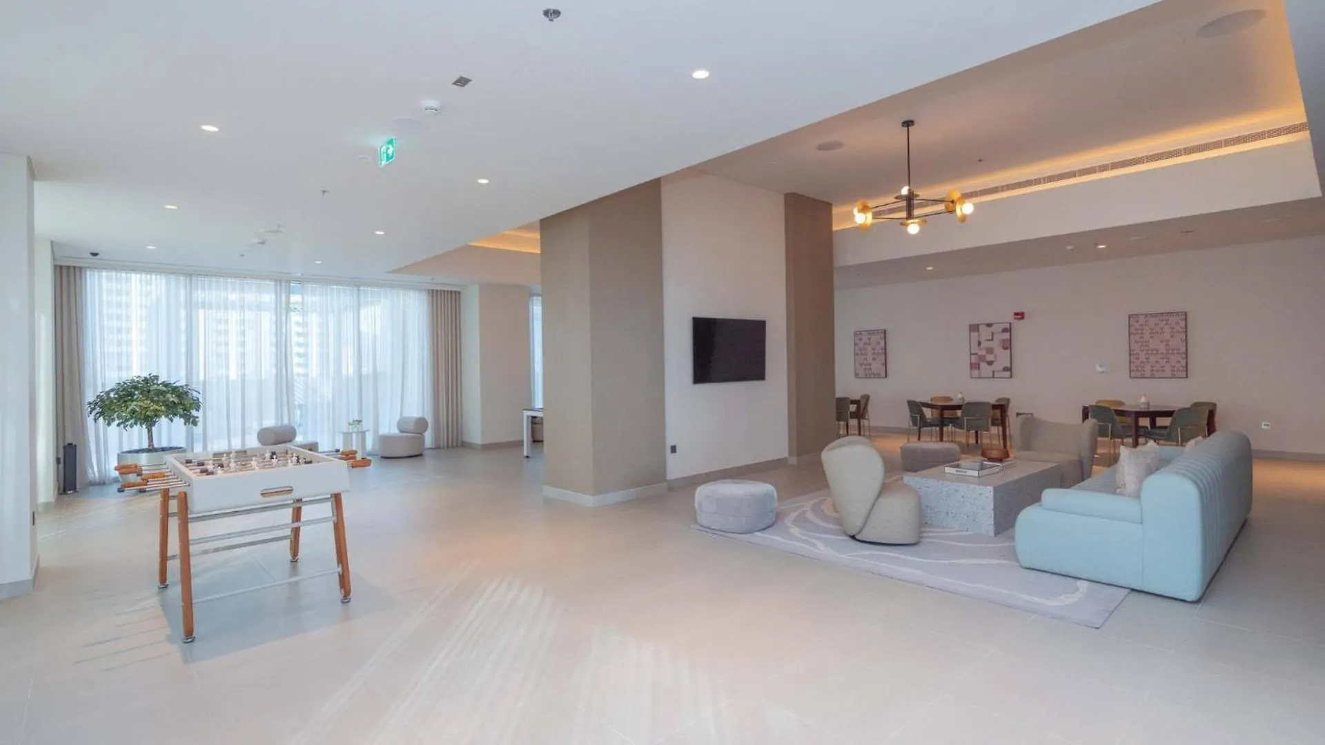 Apartament Chic 2-Bedroom Downtown Gem Dubaj